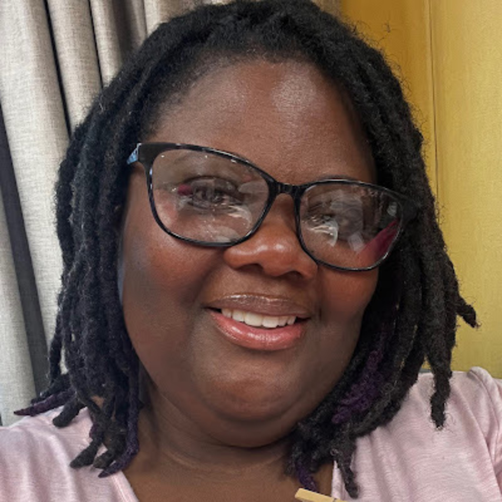 Meet your Posher, Lakeetha